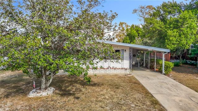 8407 HIGHPOINT BOULEVARD, Brooksville, FL 34613