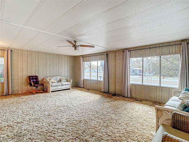 8407 HIGHPOINT BOULEVARD, Brooksville, FL 34613