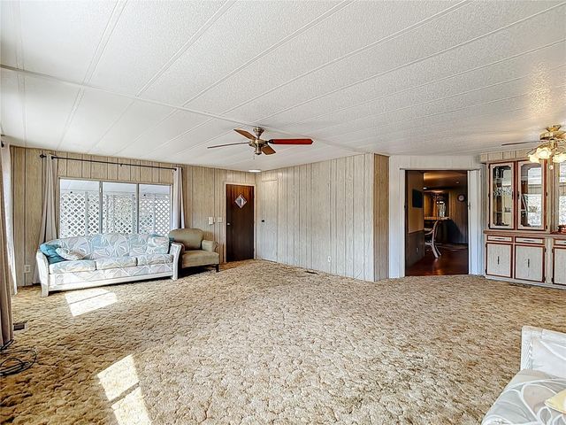 8407 HIGHPOINT BOULEVARD, Brooksville, FL 34613