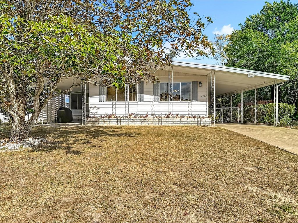 8407 HIGHPOINT BOULEVARD, Brooksville, FL 34613