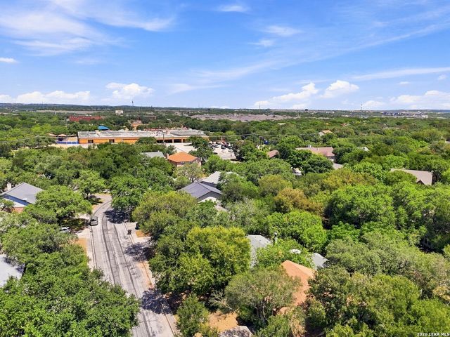 16522 CALICO CREEK DR, San Antonio, TX 78247
