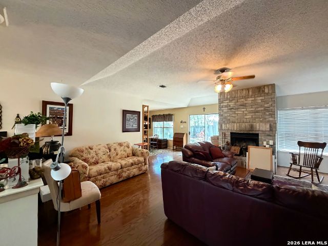 16522 CALICO CREEK DR, San Antonio, TX 78247