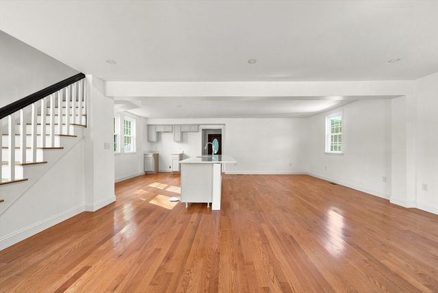 279 Pearl Street, Fitchburg, MA 01420