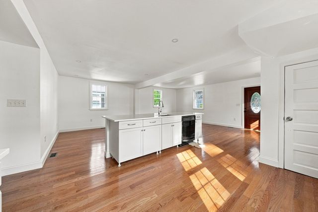 279 Pearl Street, Fitchburg, MA 01420