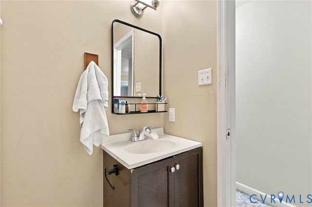 7211 Windermere Dr, Mechanicsville, VA 23116