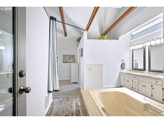 2611 ERIN Way, Eugene, OR 97408