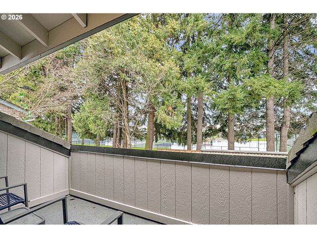 2611 ERIN Way, Eugene, OR 97408
