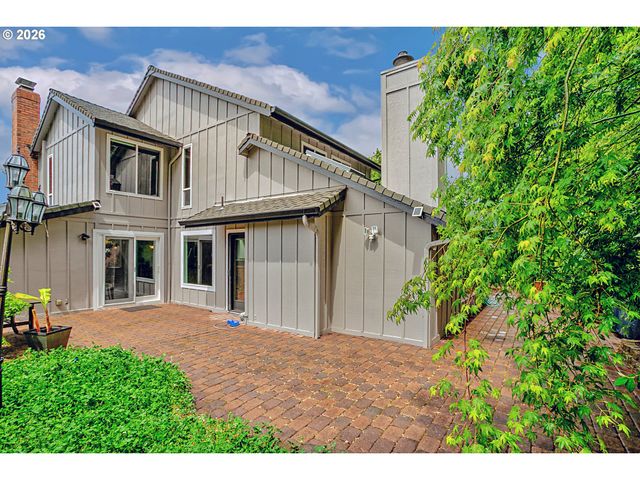 2611 ERIN Way, Eugene, OR 97408