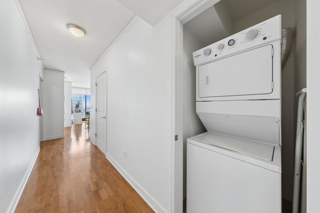 225 N Columbus Drive 6009, Chicago, IL 60601