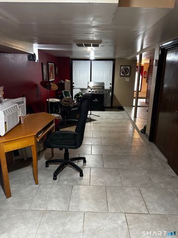 134 Chester Avenue, Waterbury, CT 06704