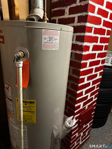 134 Chester Avenue, Waterbury, CT 06704