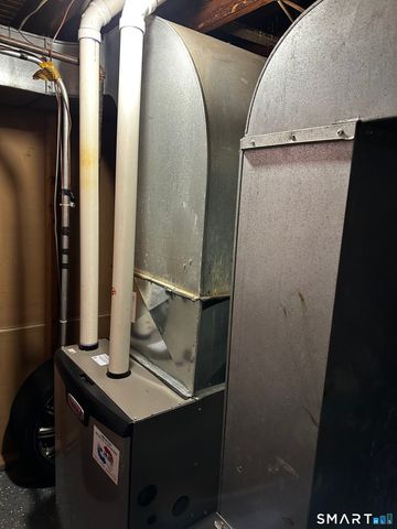 134 Chester Avenue, Waterbury, CT 06704