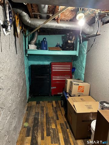 134 Chester Avenue, Waterbury, CT 06704