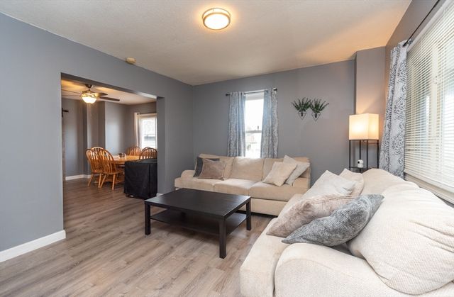 72 Barnum St, Taunton, MA 02780