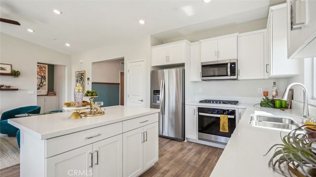 2078 El Nido Avenue, Perris, CA 92571