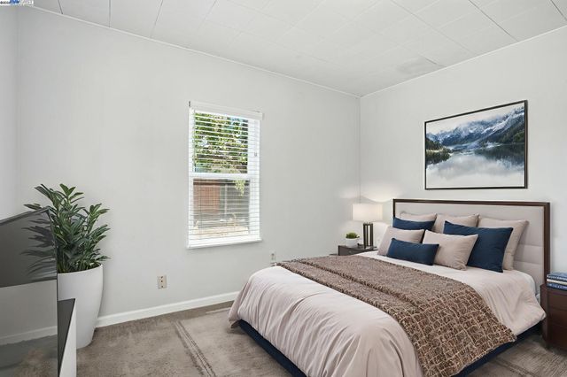 1551 Chronicle Ave, Stockton, CA 95205