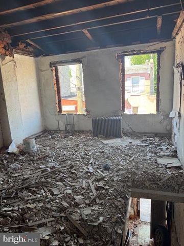 4960 KERSHAW ST, Philadelphia, PA 19131