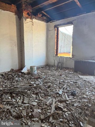 4960 KERSHAW ST, Philadelphia, PA 19131