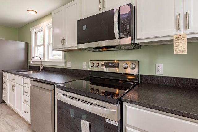 11353 N Oak Street, Soddy Daisy, TN 37379