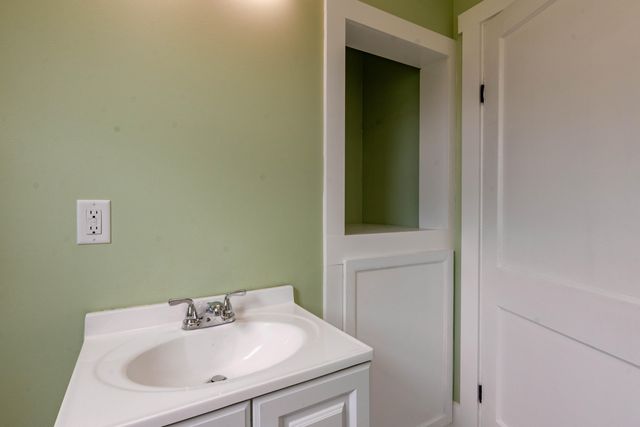 11353 N Oak Street, Soddy Daisy, TN 37379