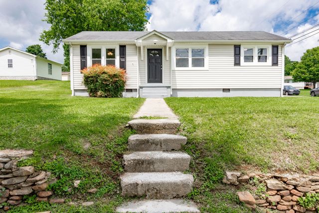 11353 N Oak Street, Soddy Daisy, TN 37379