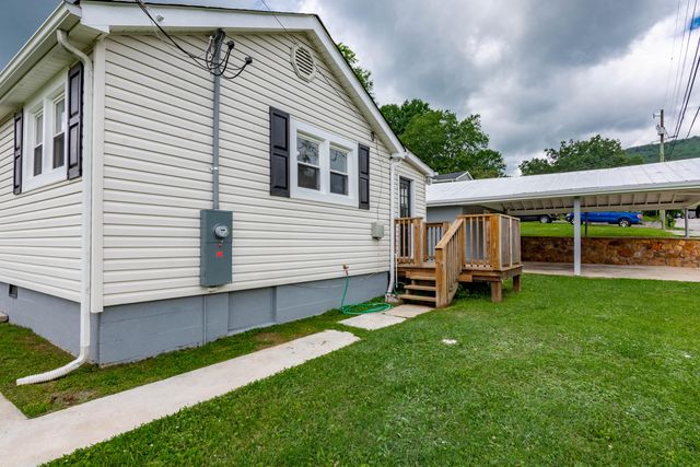 11353 N Oak Street, Soddy Daisy, TN 37379