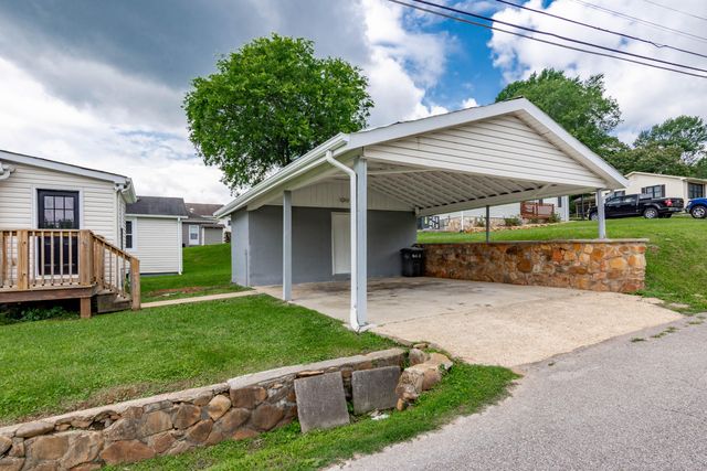 11353 N Oak Street, Soddy Daisy, TN 37379