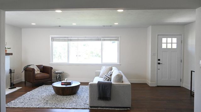 140 Blankenship Ave, Oakdale, CA 95361