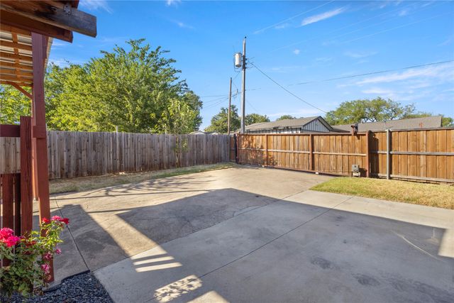 1646 Savage Drive, Mesquite, TX 75149