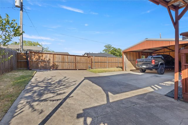 1646 Savage Drive, Mesquite, TX 75149