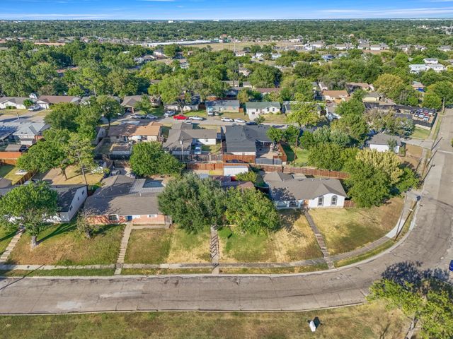 1646 Savage Drive, Mesquite, TX 75149