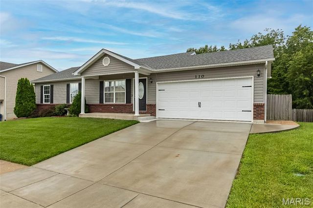 110 Chestnut Ridge Drive, Wright City, MO 63390
