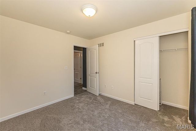 110 Chestnut Ridge Drive, Wright City, MO 63390