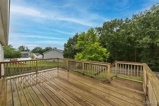 110 Chestnut Ridge Drive, Wright City, MO 63390