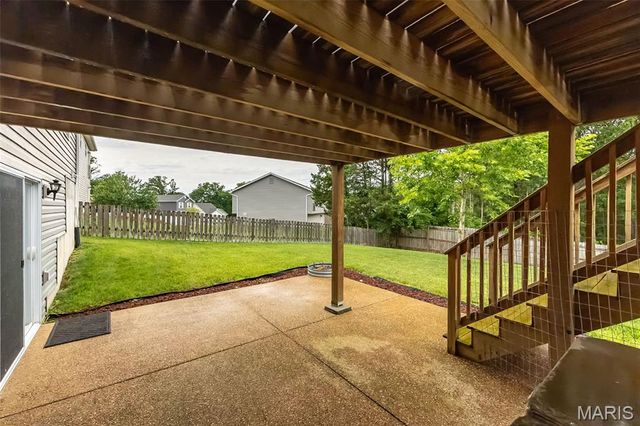 110 Chestnut Ridge Drive, Wright City, MO 63390