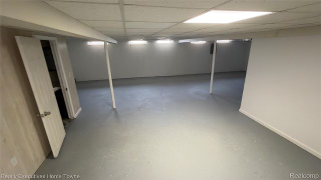 3849 Barg Drive, Sterling Heights, MI 48310