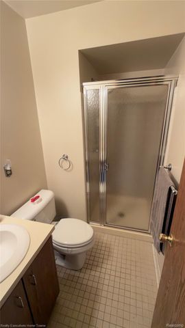 3849 Barg Drive, Sterling Heights, MI 48310