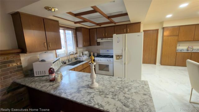 3849 Barg Drive, Sterling Heights, MI 48310