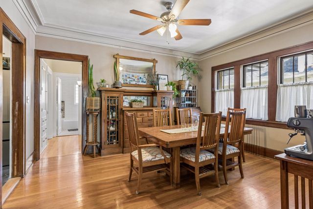3904 Thomas Avenue S 202, Minneapolis, MN 55410