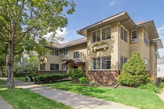 3904 Thomas Avenue S 202, Minneapolis, MN 55410