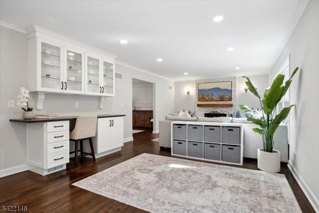 94 Bald Eagle Rd, Allamuchy Twp., NJ 07840