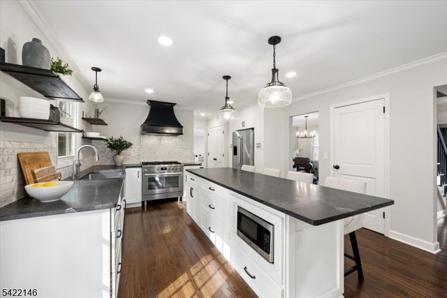 94 Bald Eagle Rd, Allamuchy Twp., NJ 07840