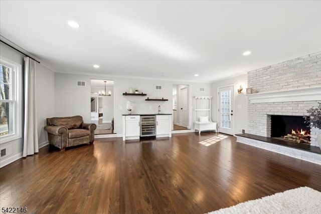 94 Bald Eagle Rd, Allamuchy Twp., NJ 07840