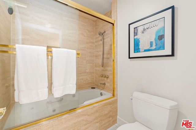 390 S Sepulveda Boulevard 409, Los Angeles, CA 90049