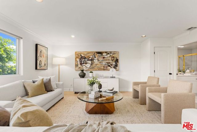 390 S Sepulveda Boulevard 409, Los Angeles, CA 90049