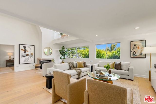 390 S Sepulveda Boulevard 409, Los Angeles, CA 90049