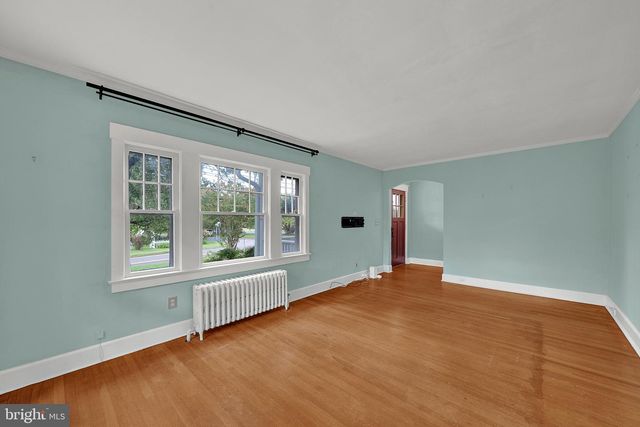 89 W UPPER FERRY RD, Ewing Twp, NJ 08628