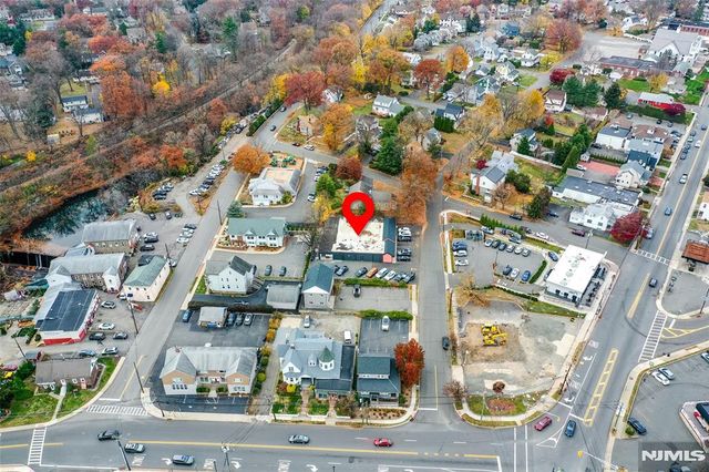 21 Van Blarcom, Midland Park, NJ 07432