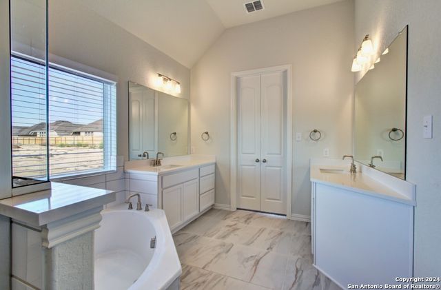 13447 St Jerome Place, San Antonio, TX 78253