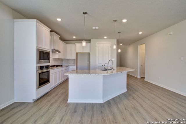 13447 St Jerome Place, San Antonio, TX 78253